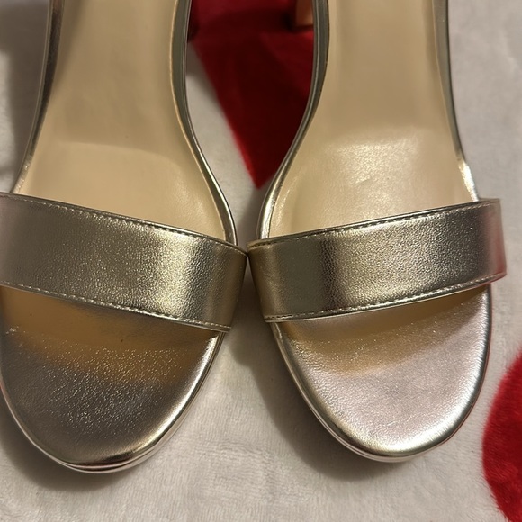 New Nine West Emmeri women’s Dress sandals color Gold size  9 - Picture 12 of 14